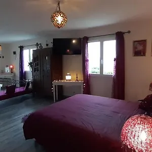 la-cl-des-anges-avec-piscine-chauffe.hotels-rhonealpes.com/